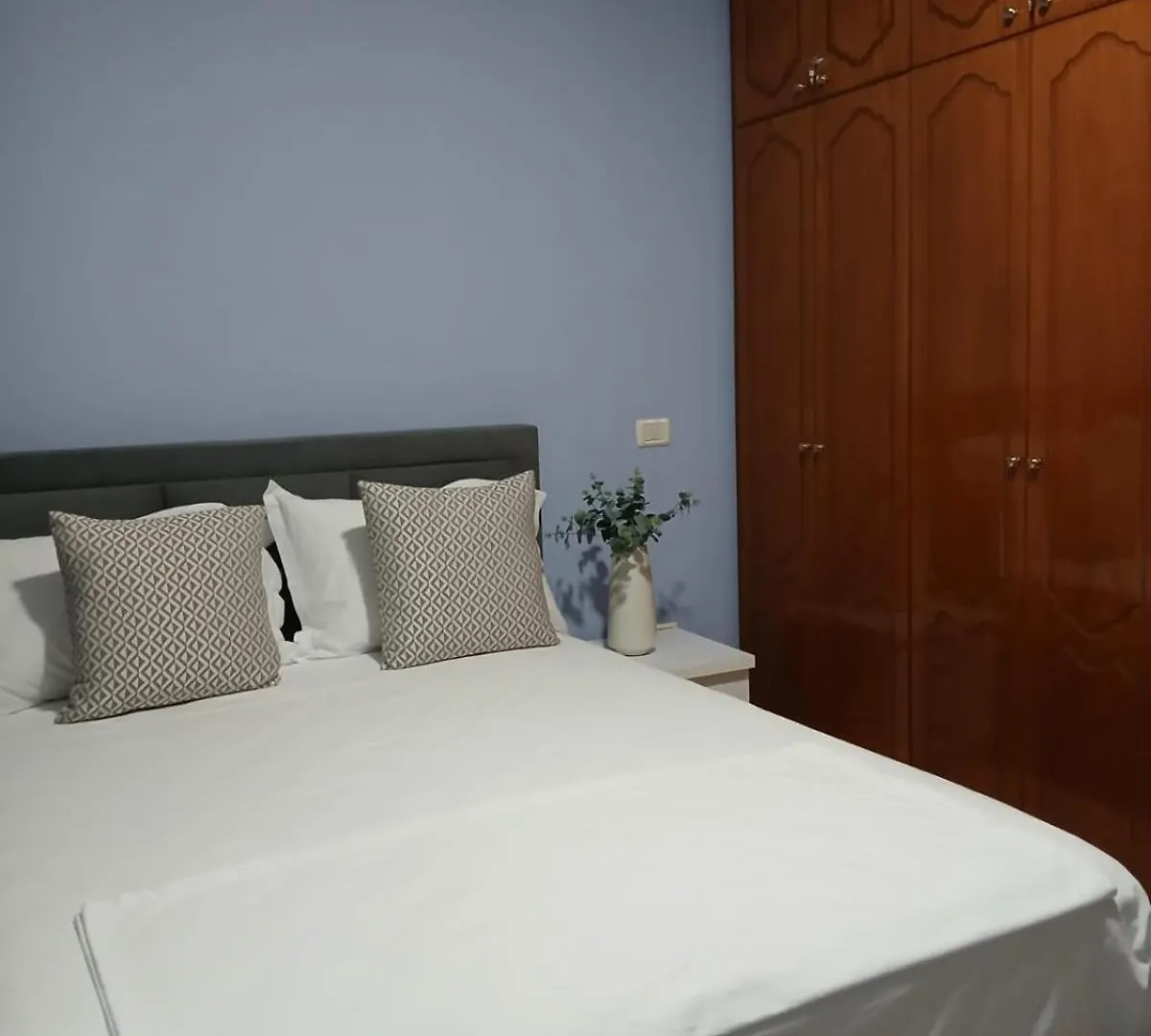 Amos Apartment Sarande 0*,